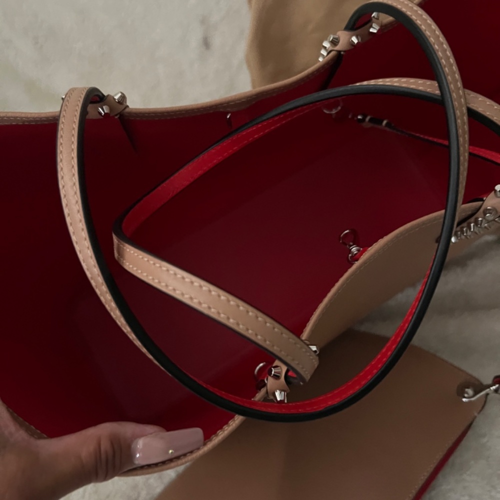 Purse - Picture 3 of 4